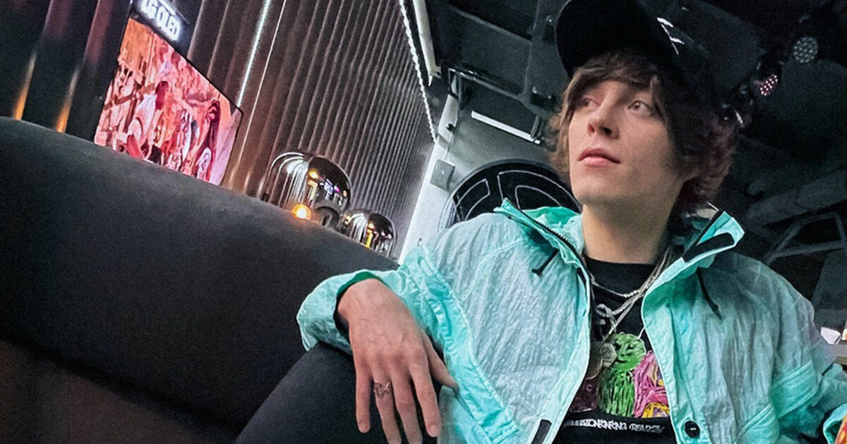 Что у og buda на щеке. Что у og buda на щеке. Оджи будда рэпер. Og buda. Что у og buda на щеке.