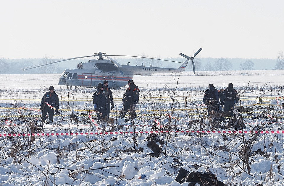 Крушение АН-148 В Подмосковье. АН 148 разбился в Подмосковье. АН 148 самолет авиакатастрофа.