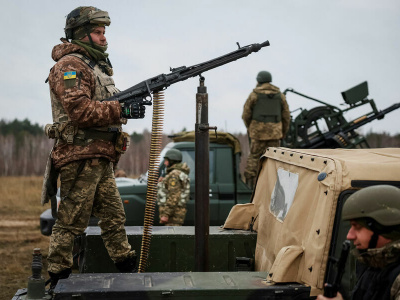 ВСУ открыли огонь по боевикам «Азова»*
