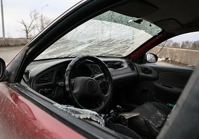 Беспилотник ВСУ сбросил взрывчатку на автомобиль в Шебекино