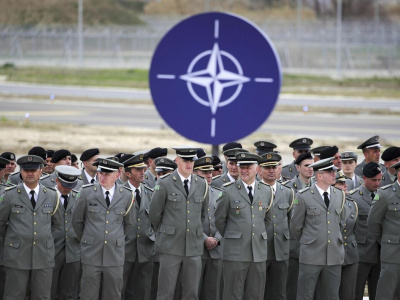 "Пугающие события": перемены в НАТО вызвали панику в Италии
