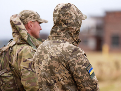 Российские военные нашли тела скованных цепями солдат ВСУ